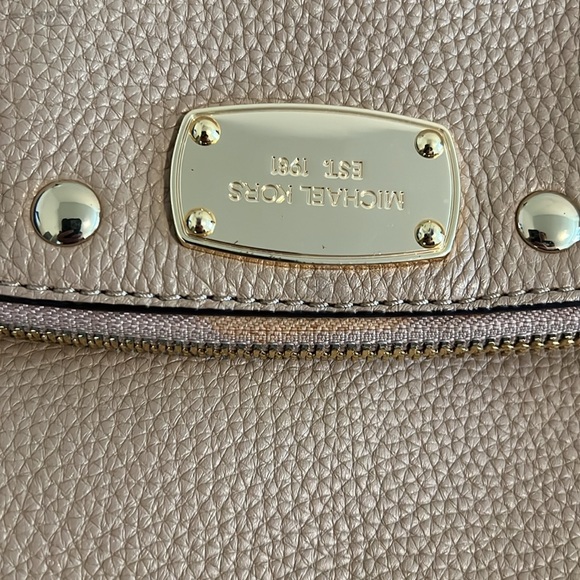 Michael Kors bag - Picture 2 of 16